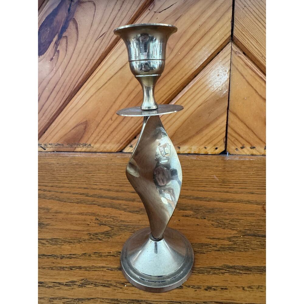 Vintage Brass Candlestick Holder Twisted Candle Holder MCM Mid Century Modern - Picture 2 of 6